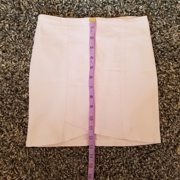 Used lavender asymmetrical pencil skirt - Picture 4 of 4
